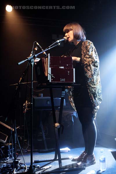 THERESE AUNE - 2014-02-01 - PARIS - Point Ephemere - 